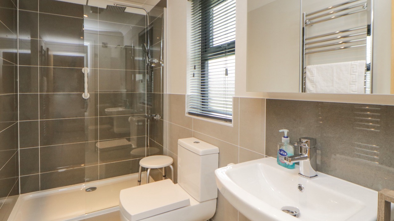 Photo of Others in Lifton