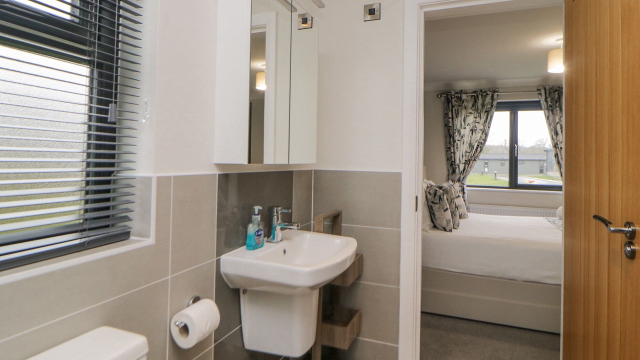 Photo of Others in Lifton