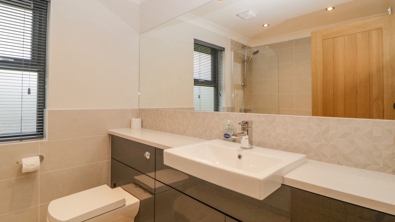 Photo of Others in Lifton