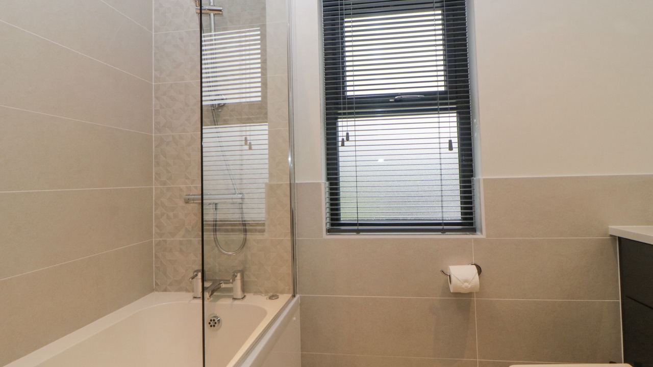 Photo of Others in Lifton