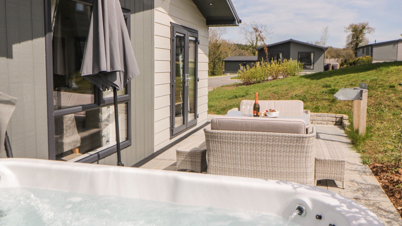 Photo of Others in Lifton