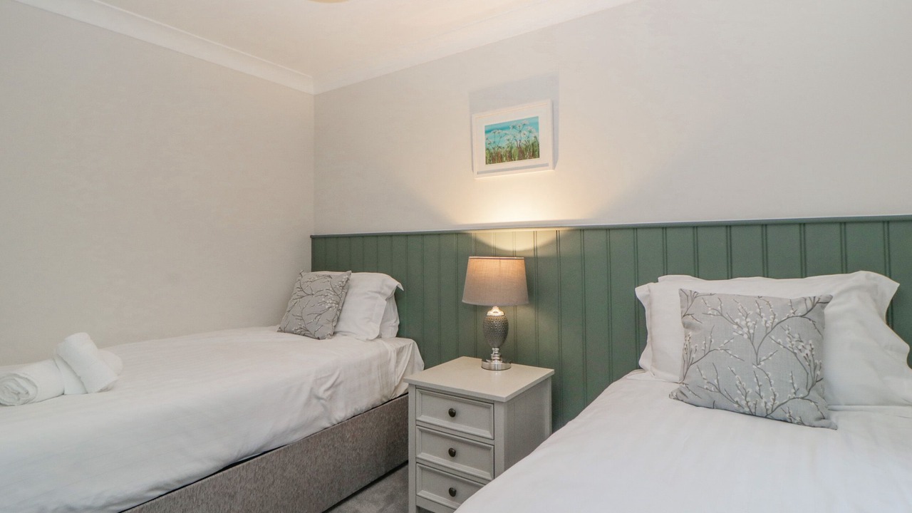 Photo of Others in Lifton