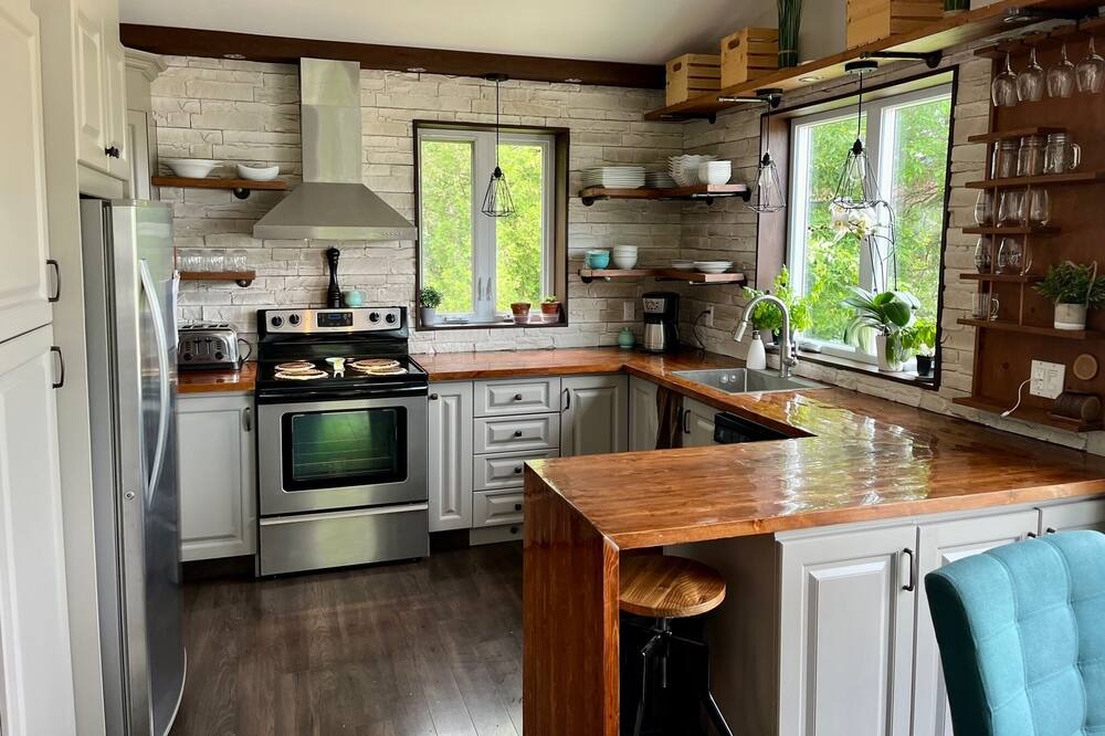 Photo of Kitchen in Desjardins