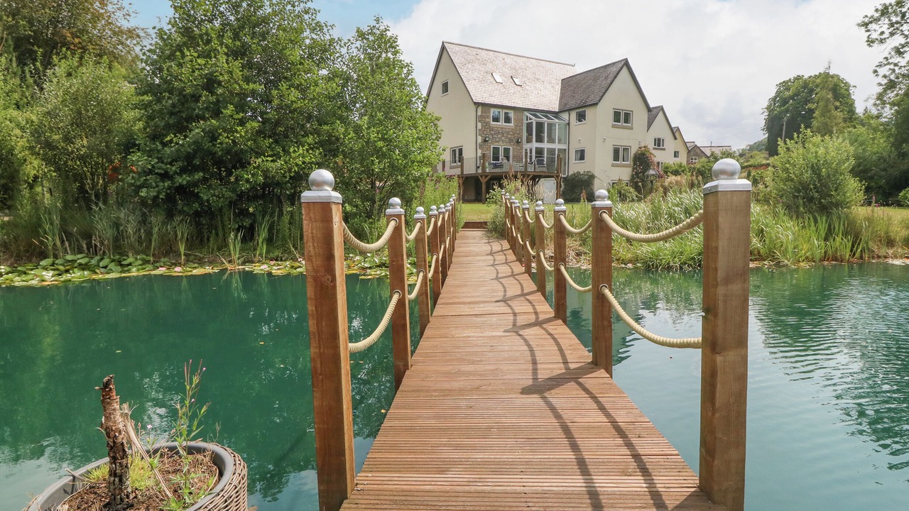 Photo of Others in Dolanog