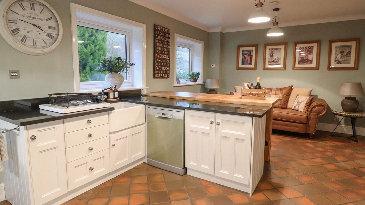 Photo of Others in Dolanog