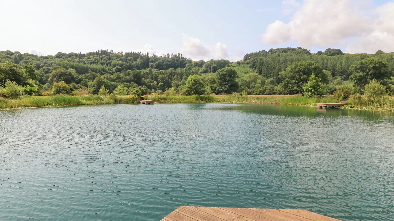 Photo of Others in Dolanog