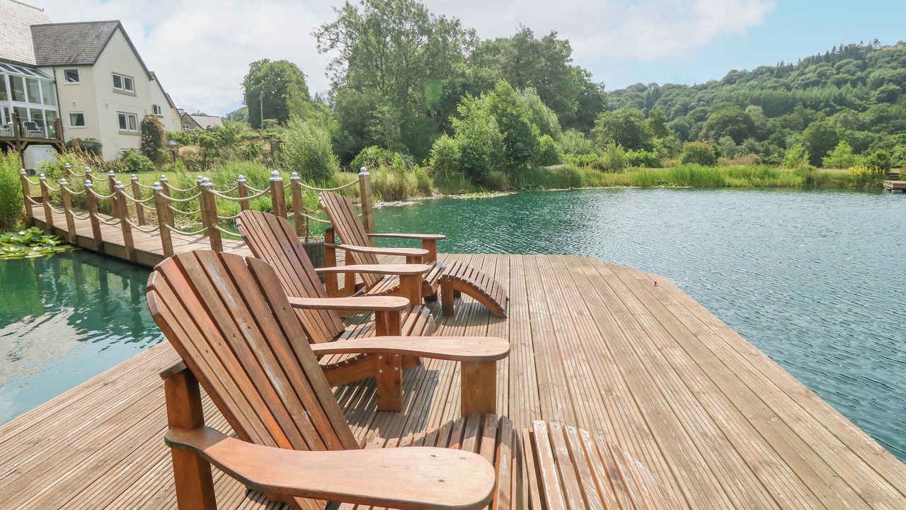 Photo of Others in Dolanog