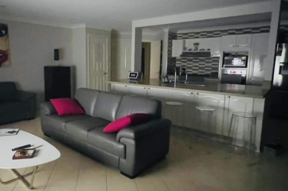 Photo of Livingroom in Mudgeeraba