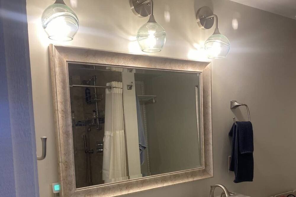 Photo of Bathroom in Mackinac Island