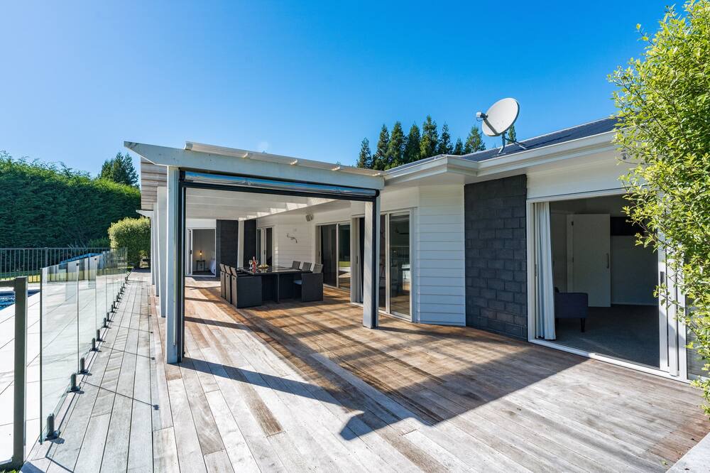 Photo of Outdoor in Acacia Bay