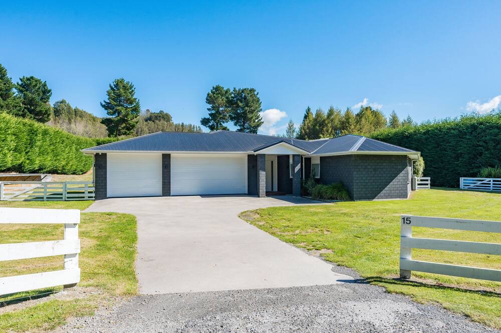 Photo of Outdoor in Acacia Bay