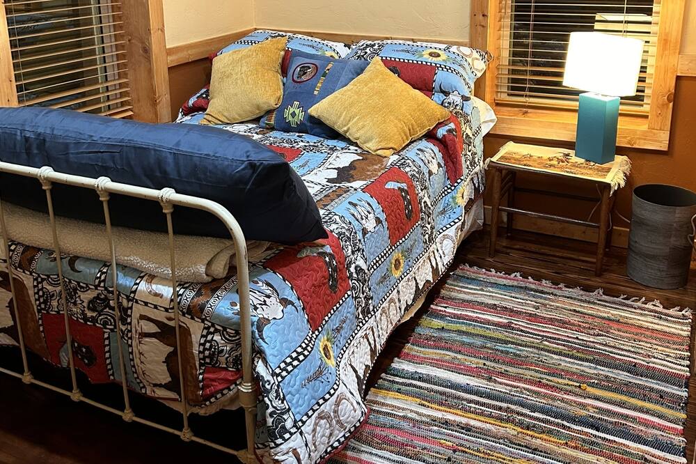 Photo of Bedroom in Oklahoma County