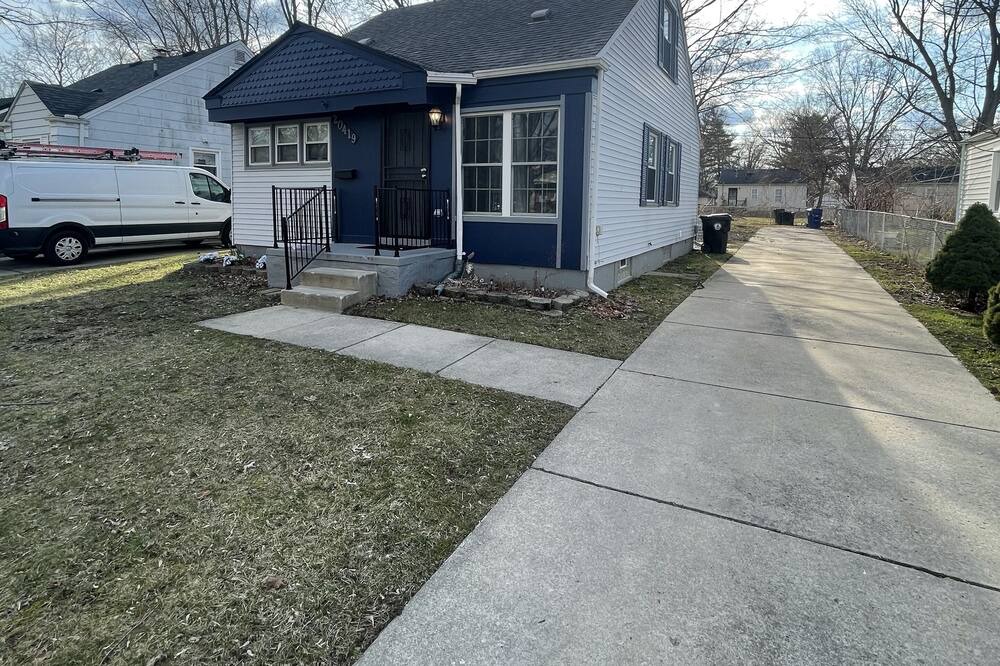 Photo of Outdoor in Redford