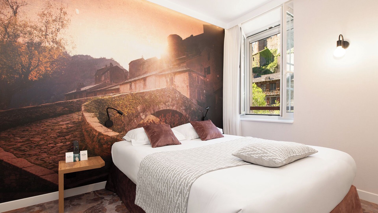 Photo of Bedroom in Brousse-le-Chateau