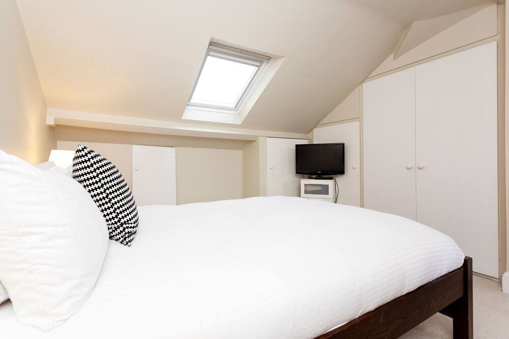 Photo of Bedroom in Dartmouth Park