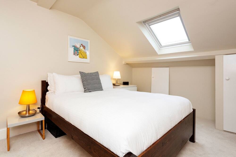 Photo of Bedroom in Dartmouth Park