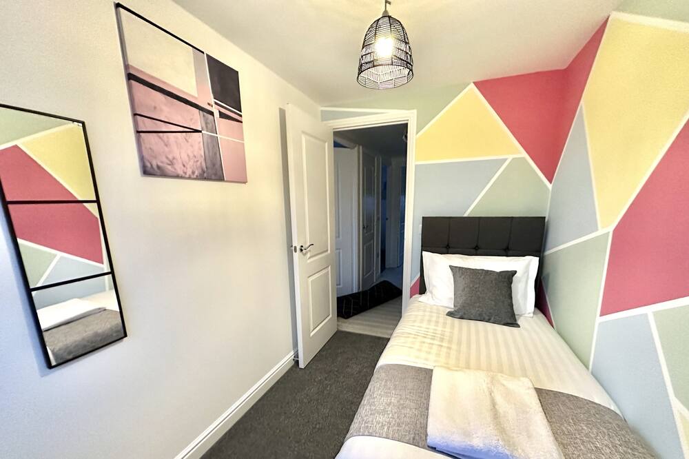 Photo of Bedroom in Basildon