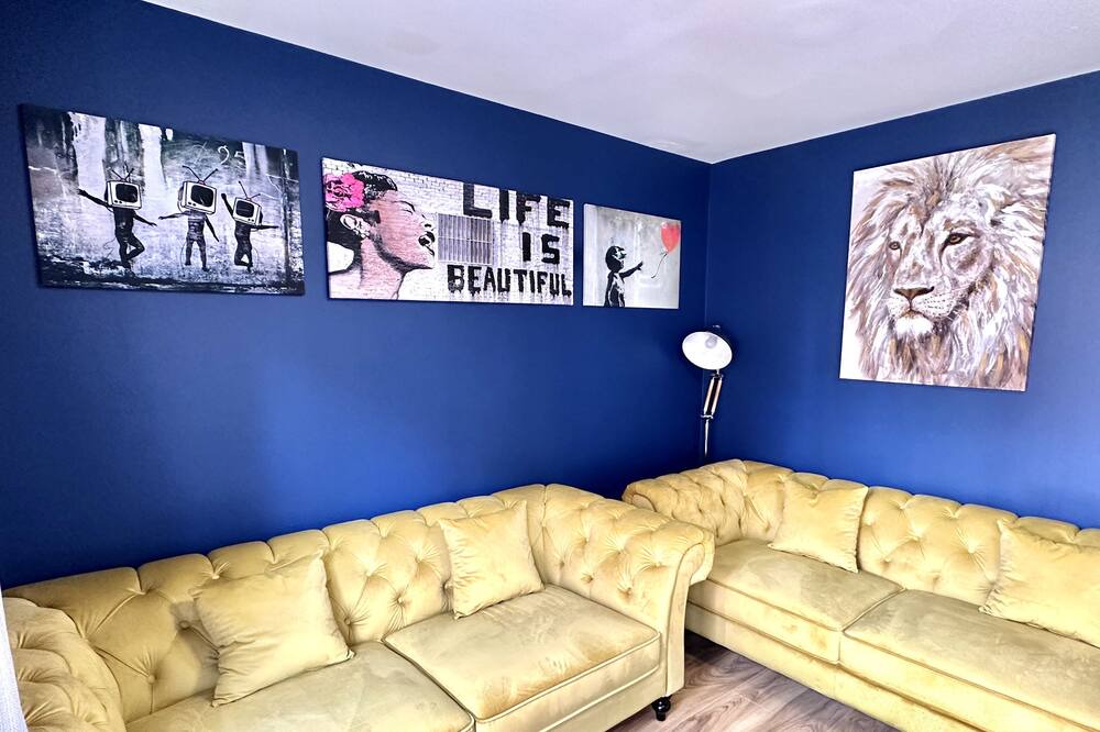 Photo of Livingroom in Basildon