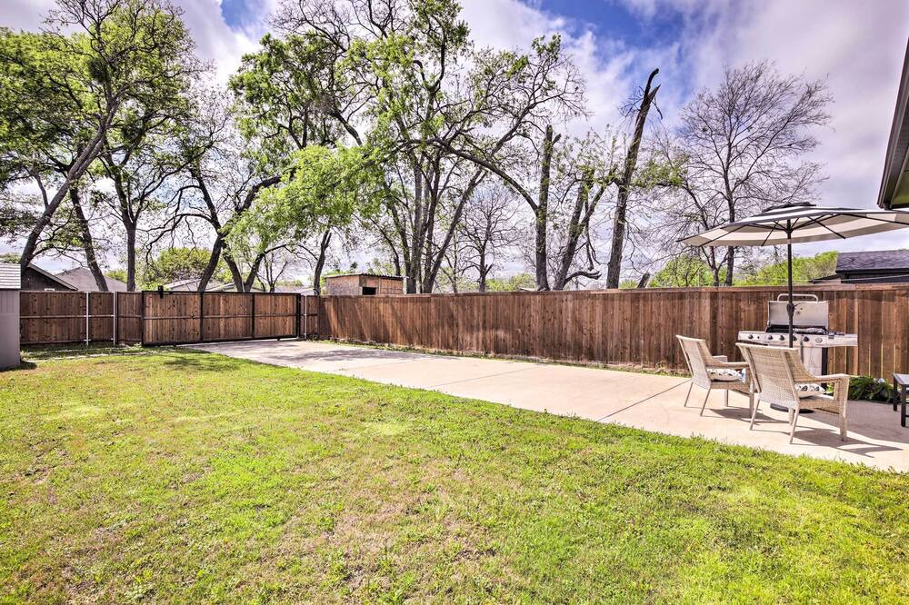 Photo of Others in West Dallas