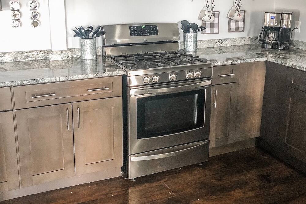 Photo of Kitchen in Theresa