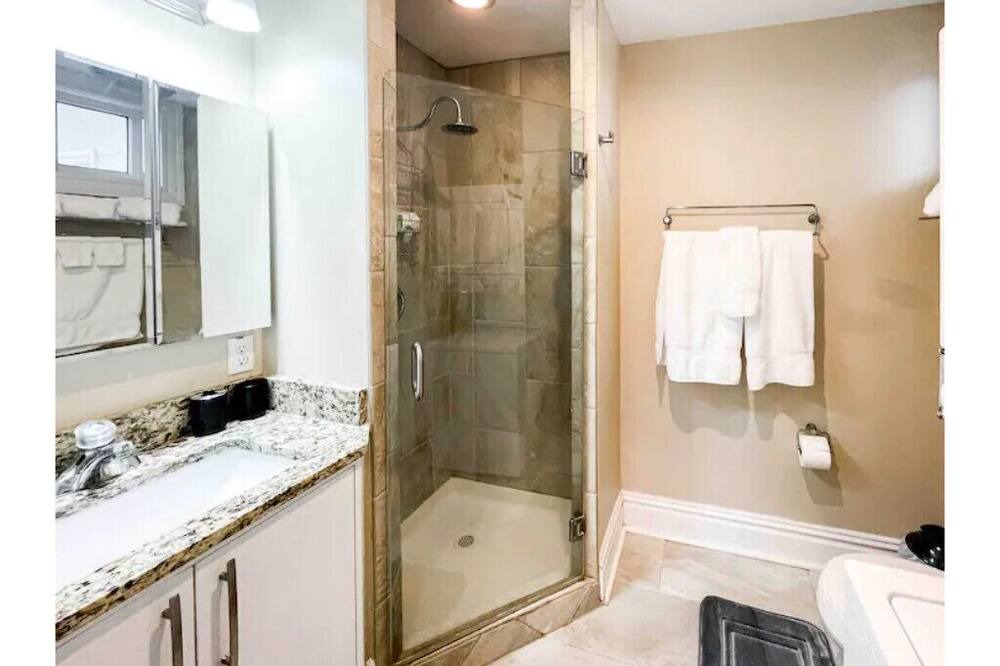Photo of Bathroom in The Hill