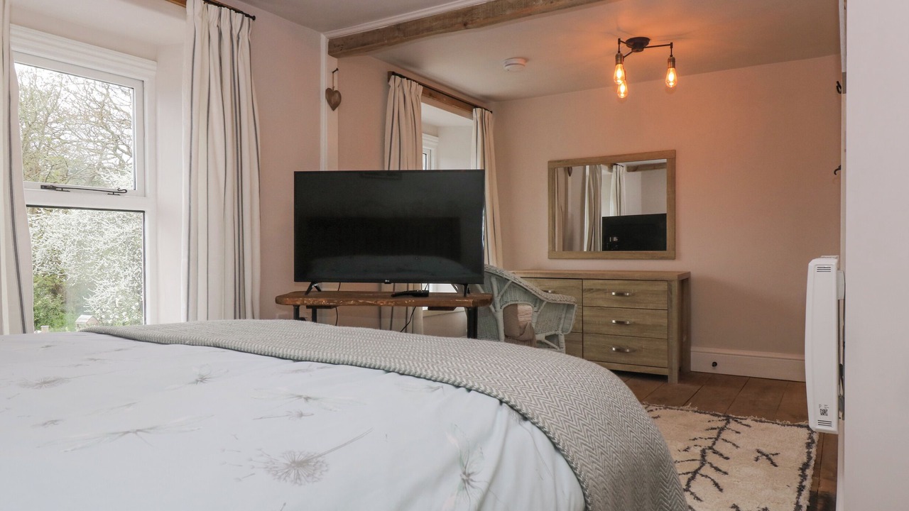 Photo of Others in Mylor Bridge