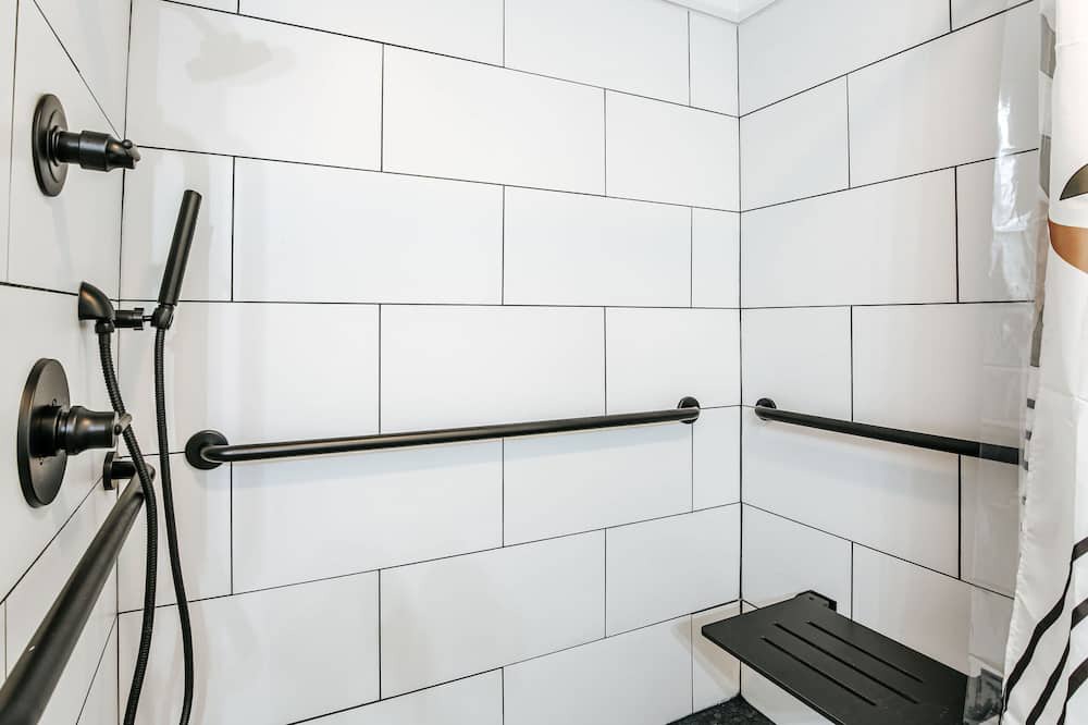Photo of Bathroom in Waynesboro