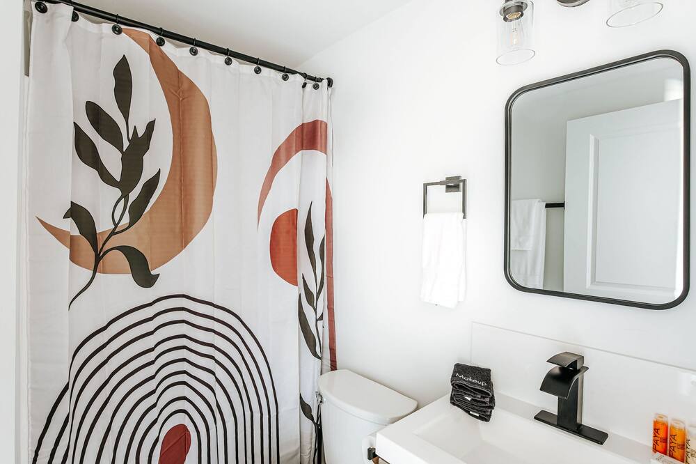 Photo of Bathroom in Waynesboro