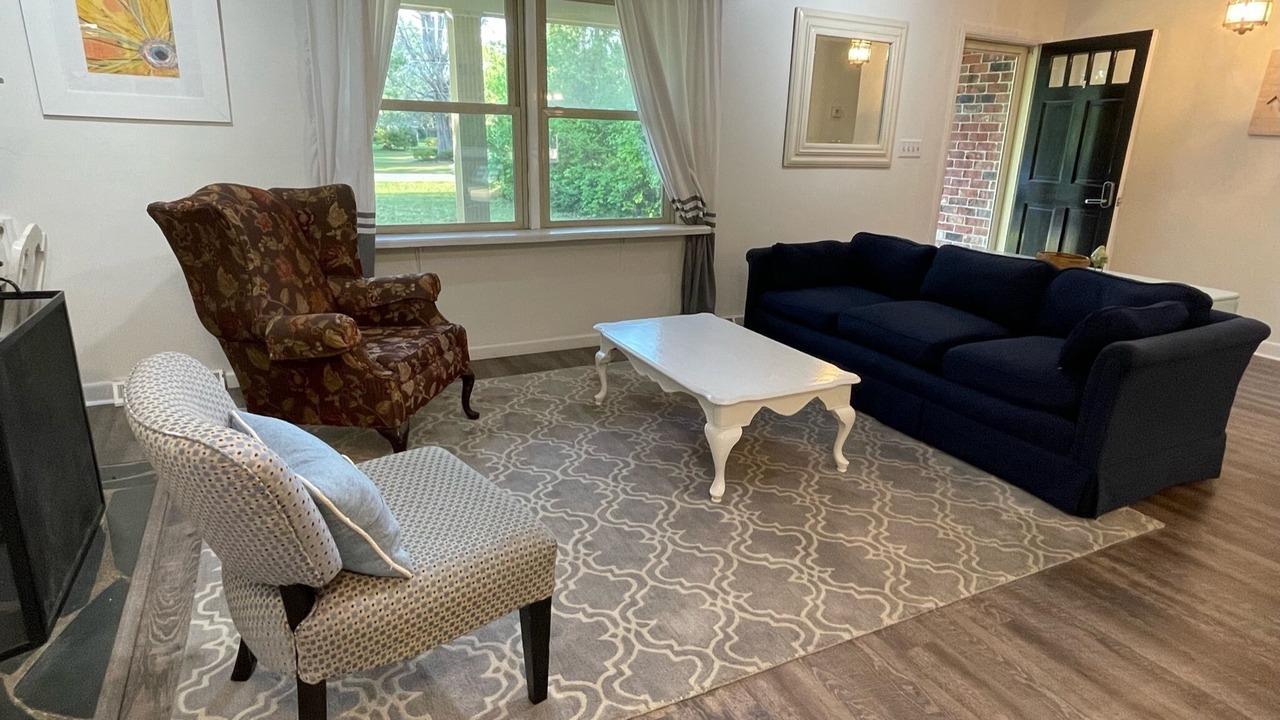Photo of Livingroom in Ogden