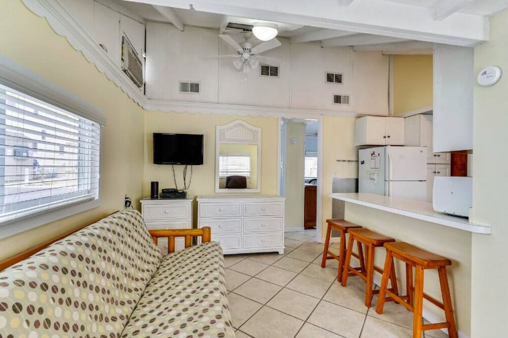 Photo of Others in Ocean Beach I