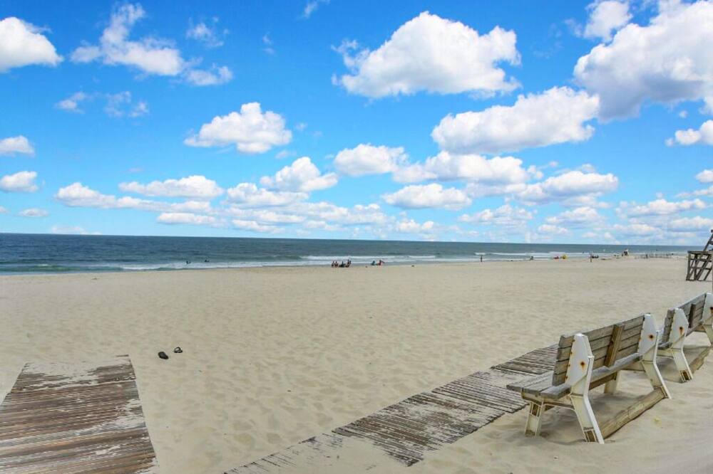 Photo of Others in Ocean Beach I
