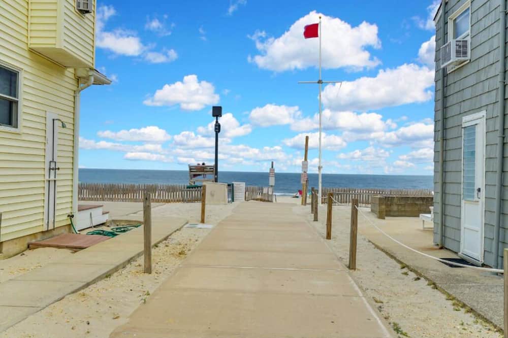 Photo of Others in Ocean Beach I