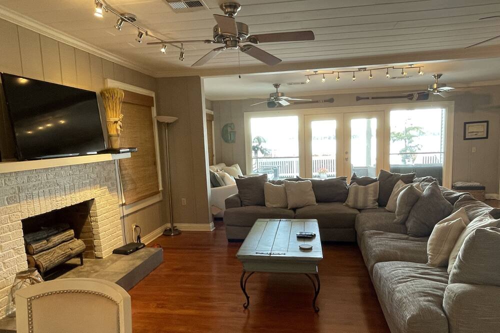 Photo of Livingroom in Ferriday