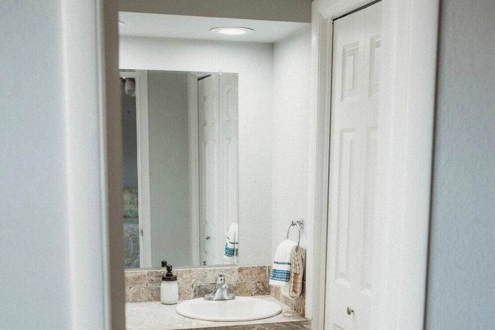 Photo of Bathroom in Enid