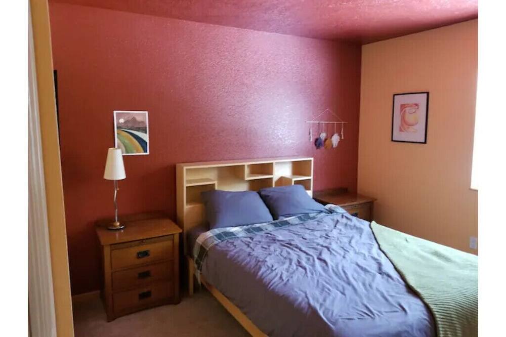 Photo of Bedroom in Nikiski