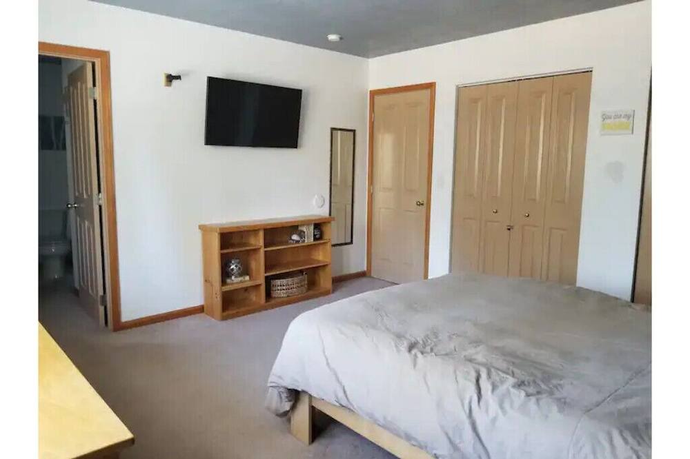 Photo of Bedroom in Nikiski