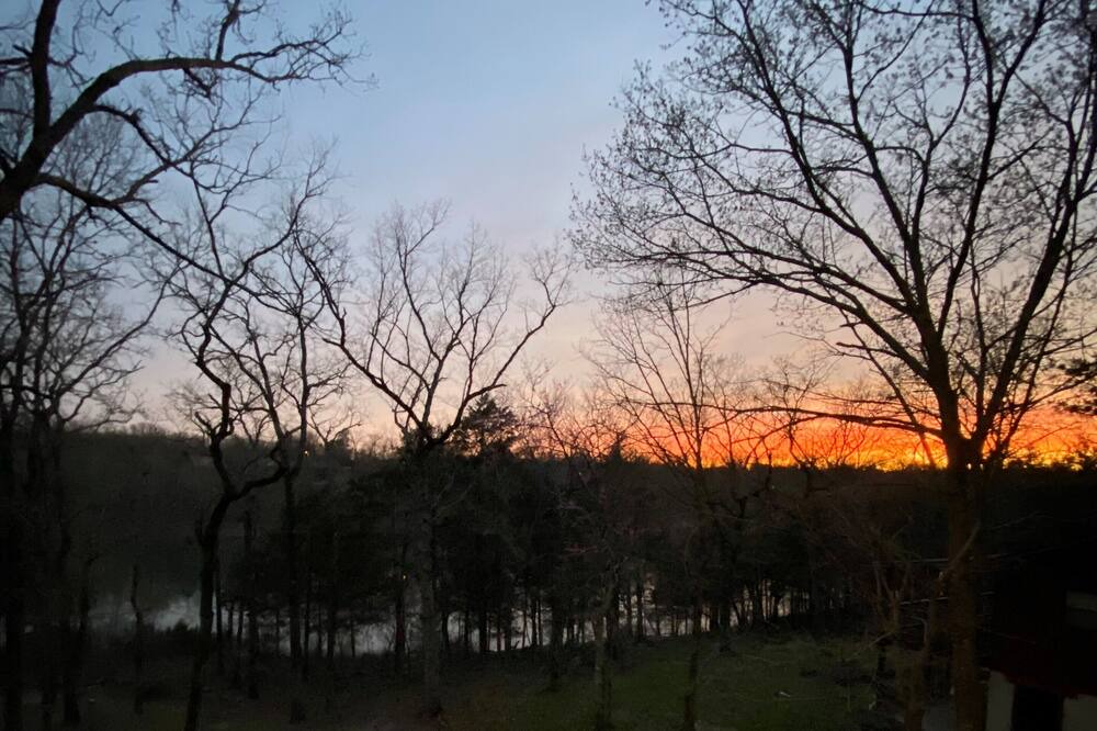 Photo of Outdoor in Golden