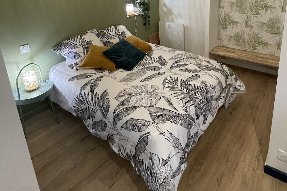 Photo of Bedroom in Bourroches