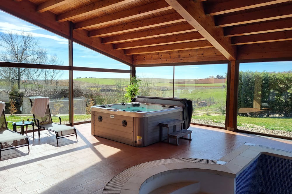 Photo of Outdoor in Espinosa de Cervera