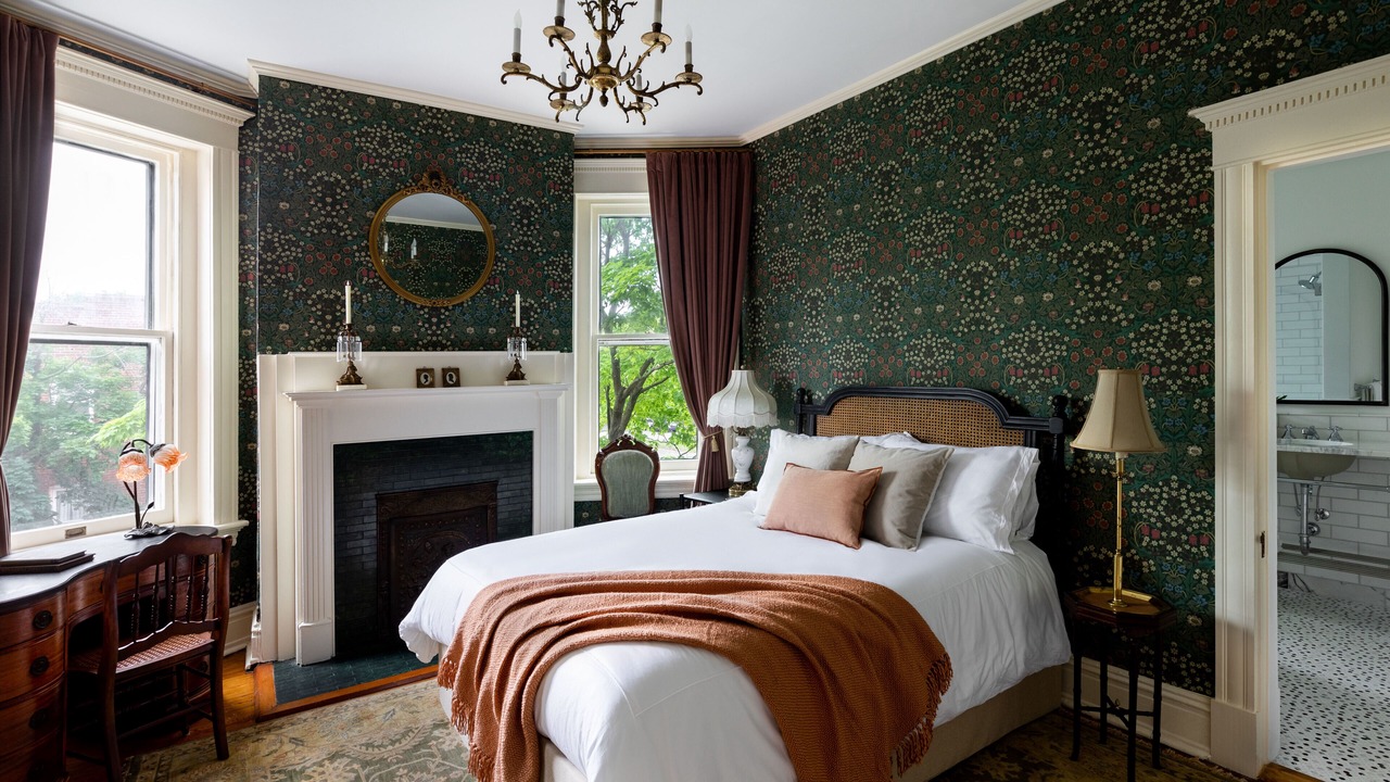 Photo of Bedroom in Museum District