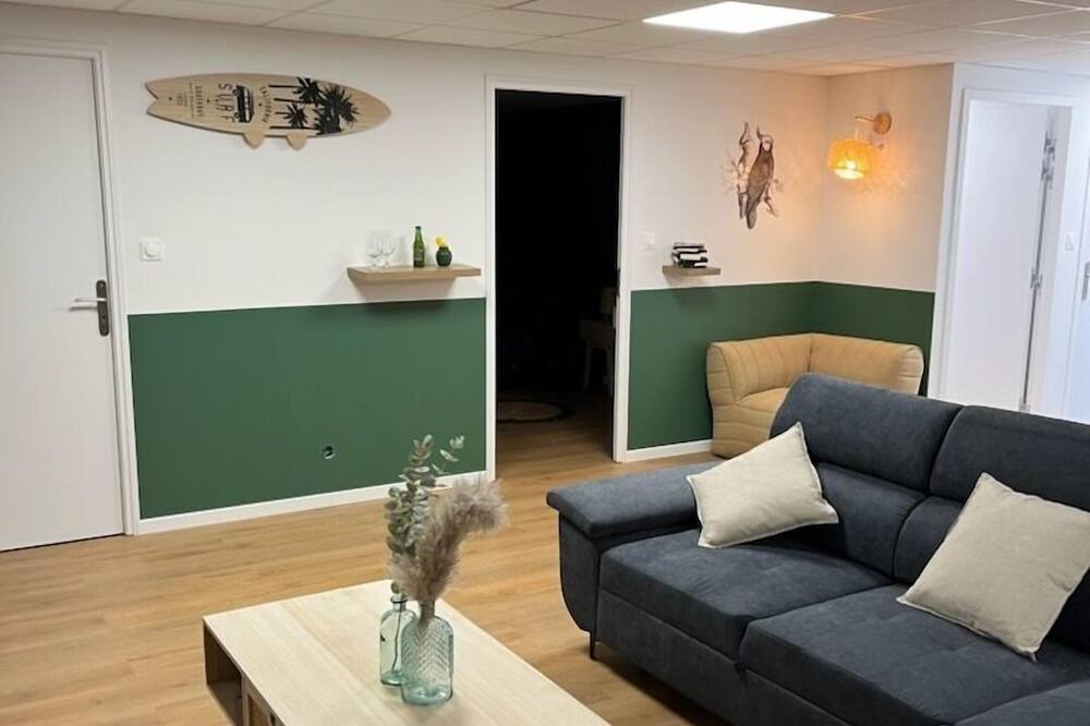 Photo of Bedroom in Maubeuge