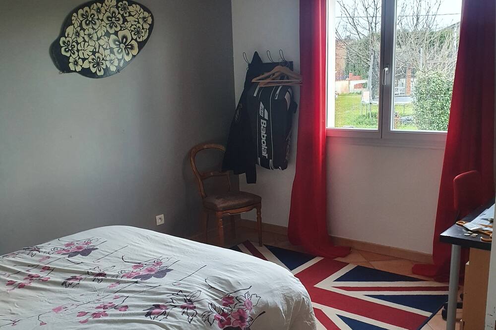 Photo of Bedroom in Revel