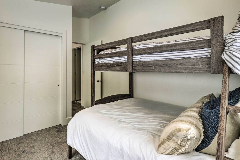 Photo of Bedroom in Fairview