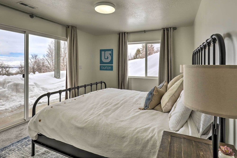 Photo of Bedroom in Fairview