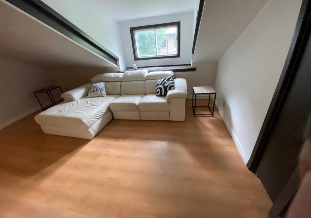 Photo of Livingroom in Montreal