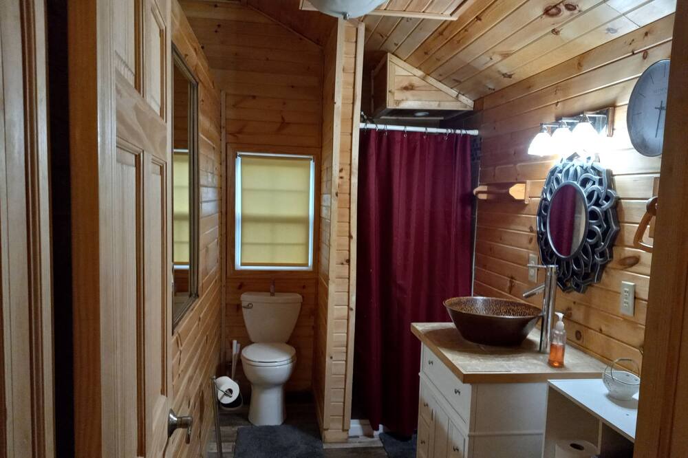 Photo of Bathroom in Beaver
