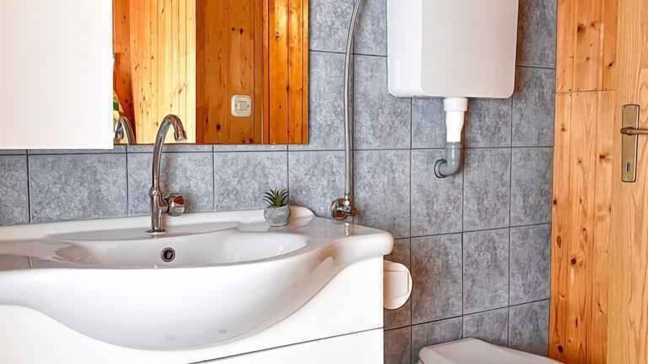 Photo of Bathroom in Lanisce