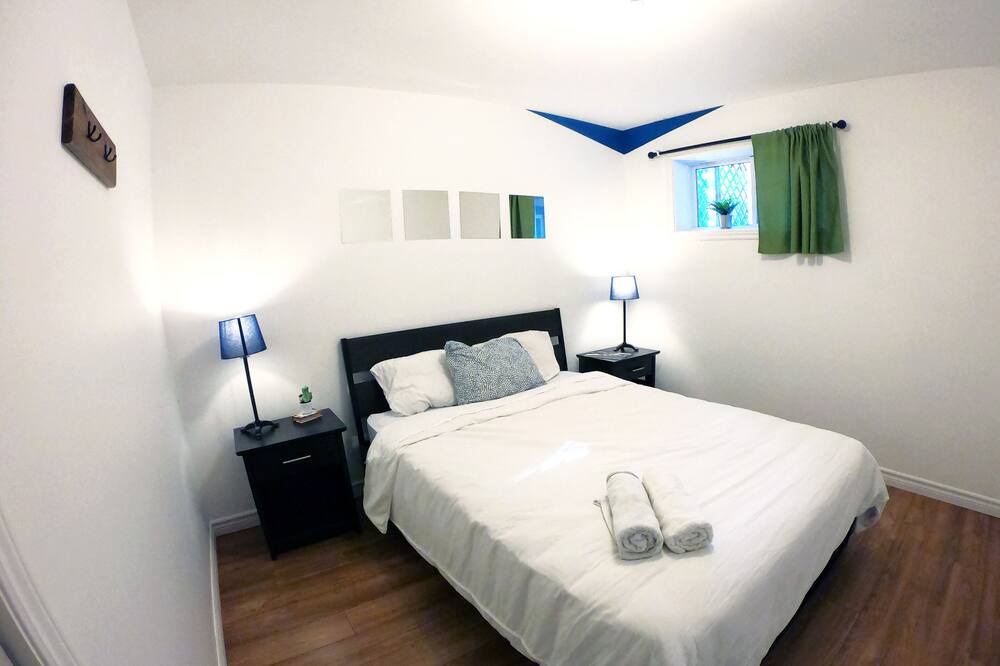 Photo of Bedroom in Arundel