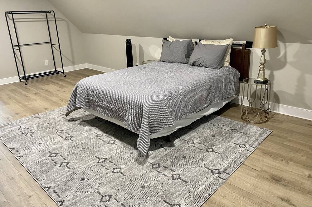 Photo of Bedroom in Secretary