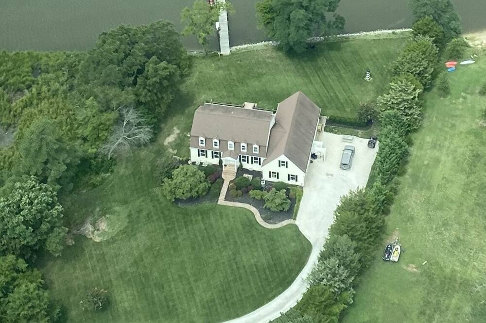 Photo of Outdoor in Secretary
